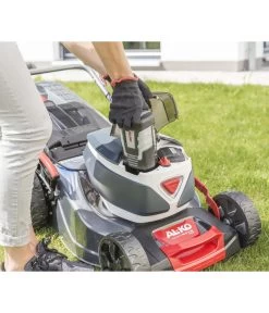 AL-KO Akku-Rasenmäher 46.2 LI SP-W Comfort, Inkl. Akku 31 AL-KO Akku-Rasenmäher 46.2 LI SP-W Comfort, Inkl. Akku -Garten & Außenbereich 6942718 WE DE 010 AkkuRasenmaeherSPWComfort